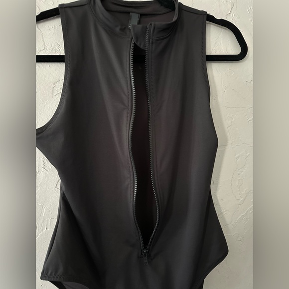 SKIMS Black Zip-Up One Piece Swimsuit - Picture 8 of 9